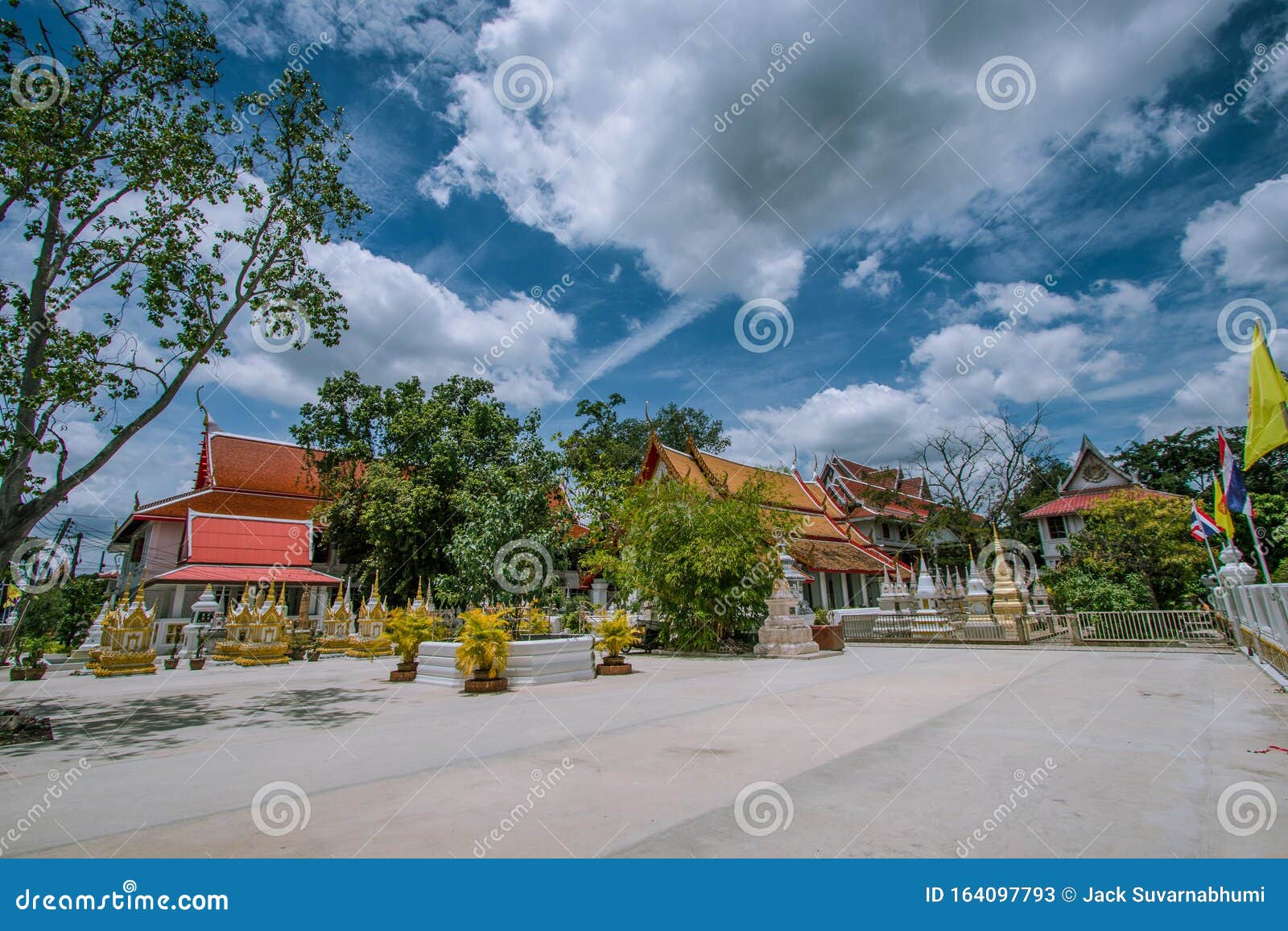 Wat Khian Khet Thanyaburi District Pathum Thani Province Stock Image Image Of Coast Home
