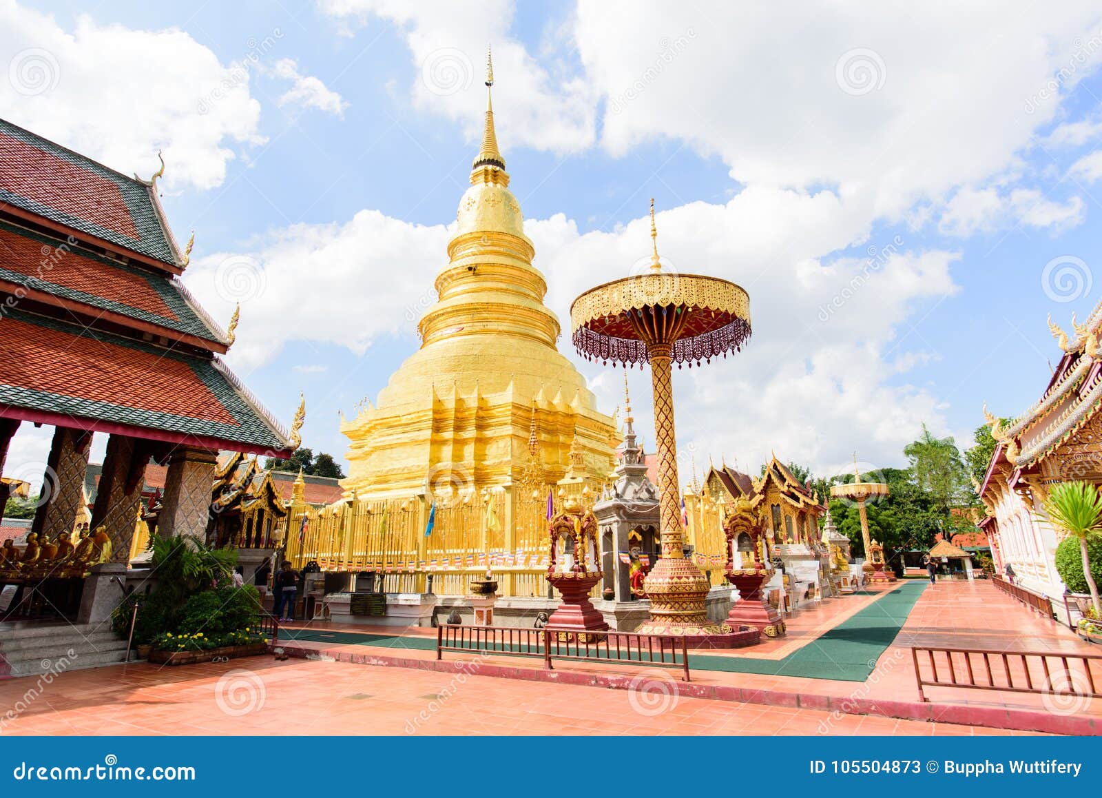 Wat Phra That Hariphunchai, Popular Temple In Lamphun