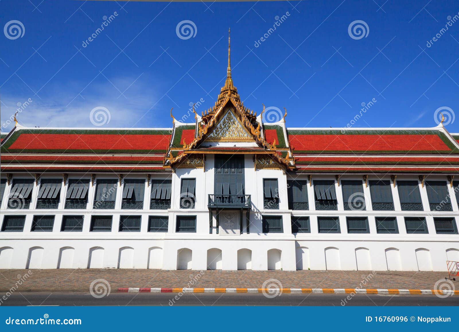 wat phra kaew, grand palace, bangkok, thailand