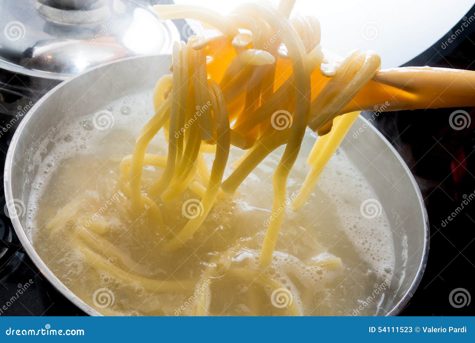 Water boiling for pasta stock image. Image of detail 54111523