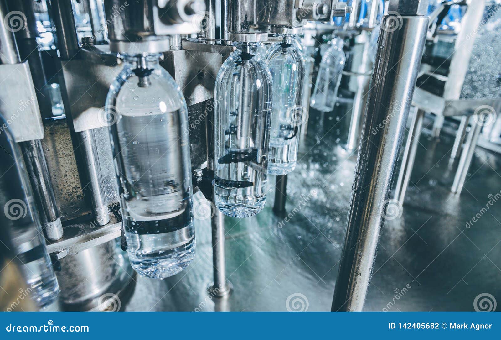 Water Bottling Line for Processing and Bottling Pure Spring Water Stock