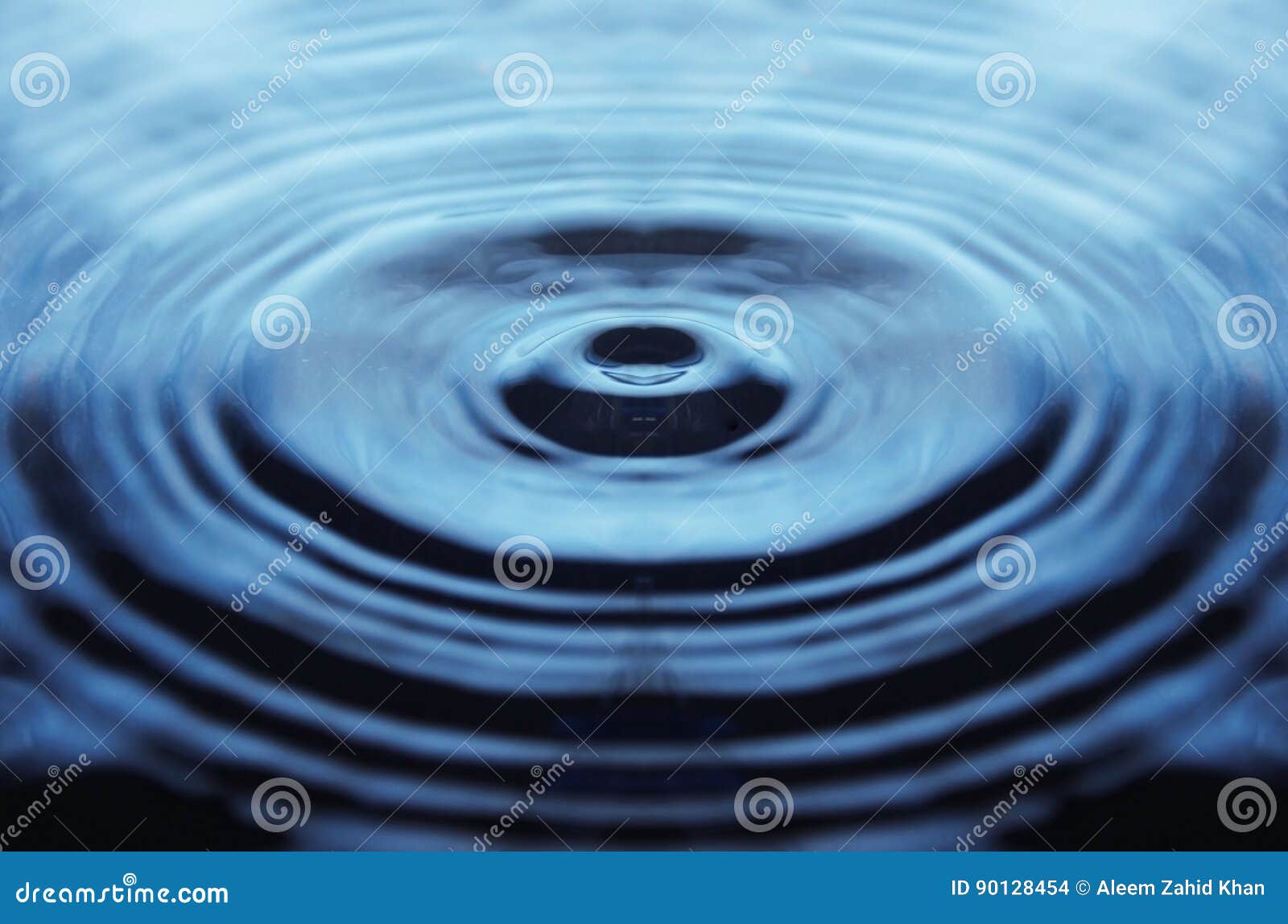 Звук удара по воде. Вибрации при ударе по воде визуализация.