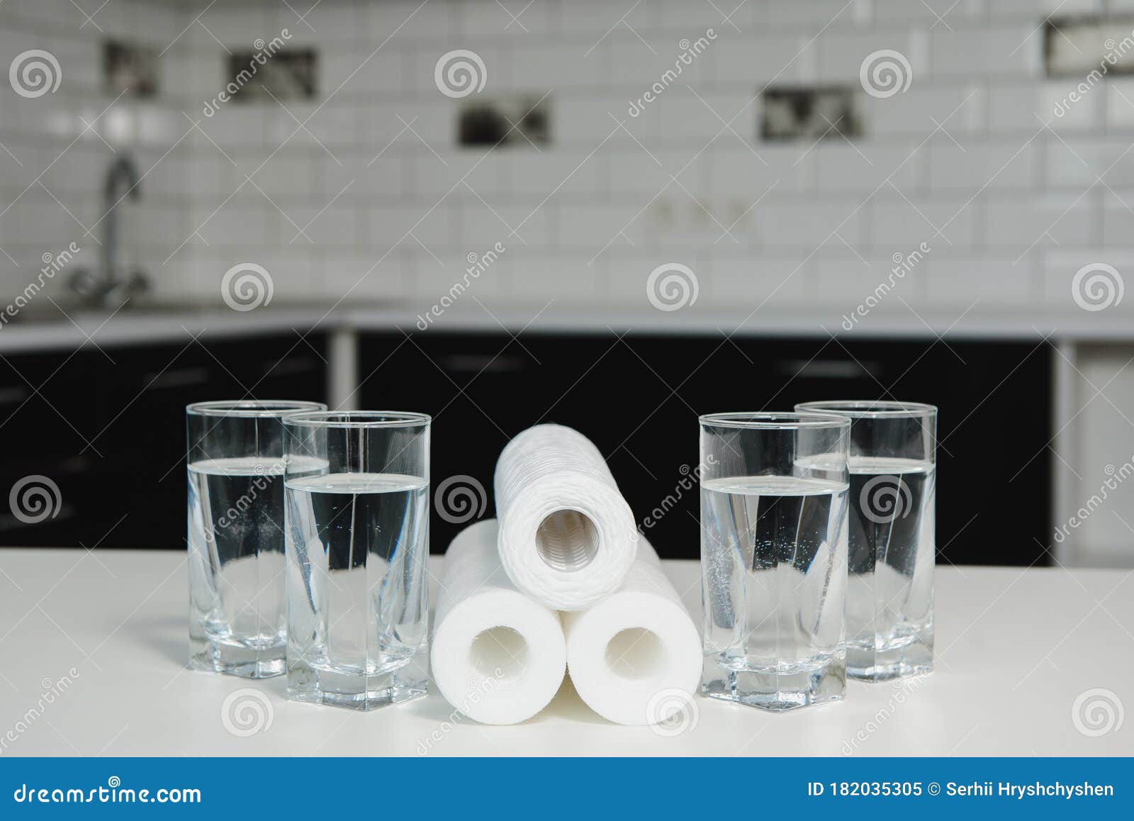 Water Purifier Cartridge and Clean Water. Home Water Purifier System