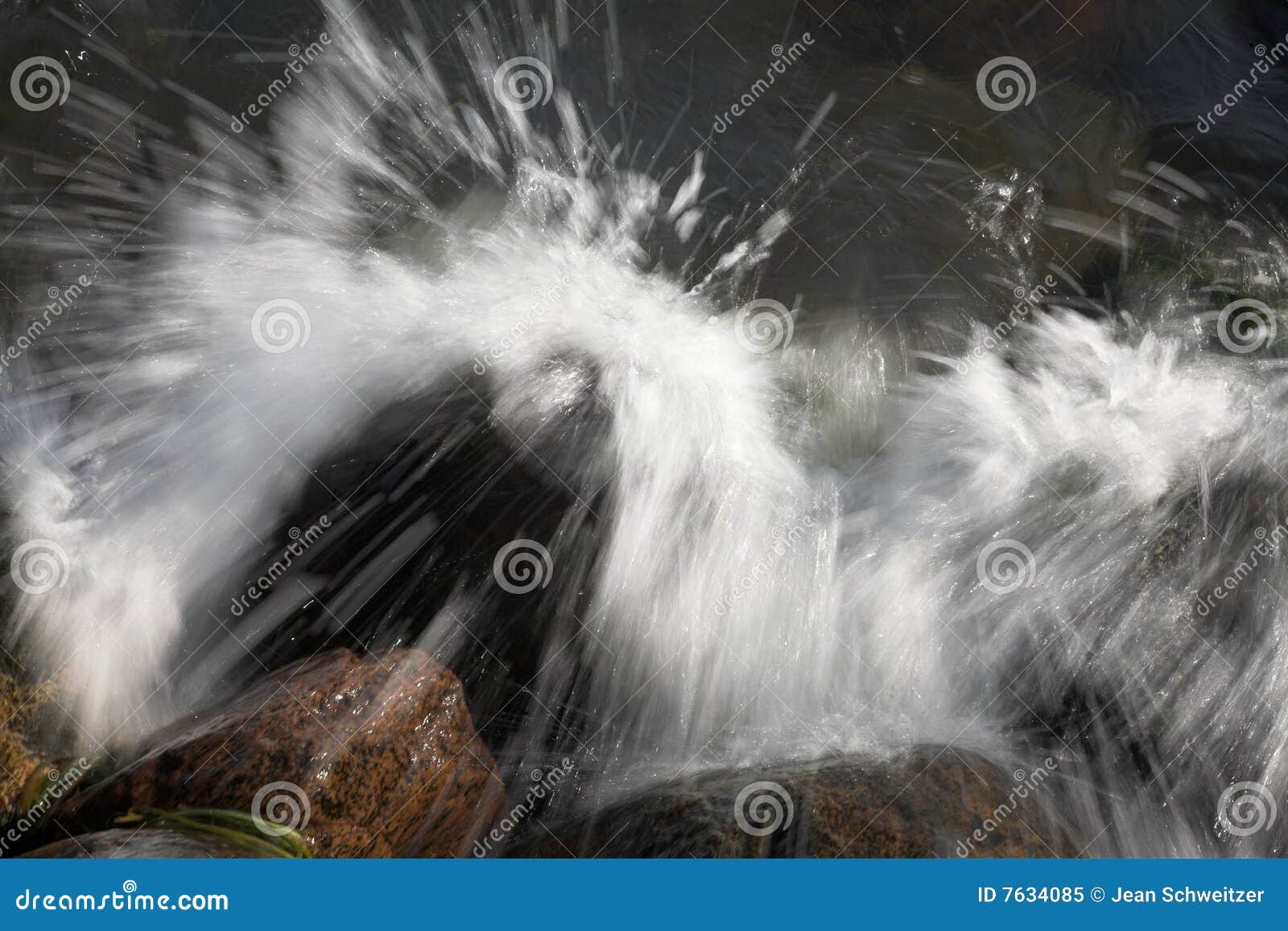 Water Splashing On Rocks Stock Image Image Of Stone Water 7634085