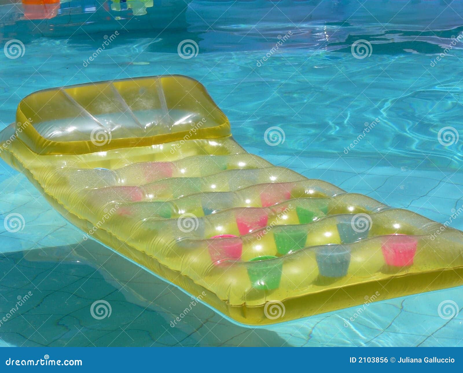 Waterbed 5 fotografia stock. Immagine di invitare, soleggiato 2103856