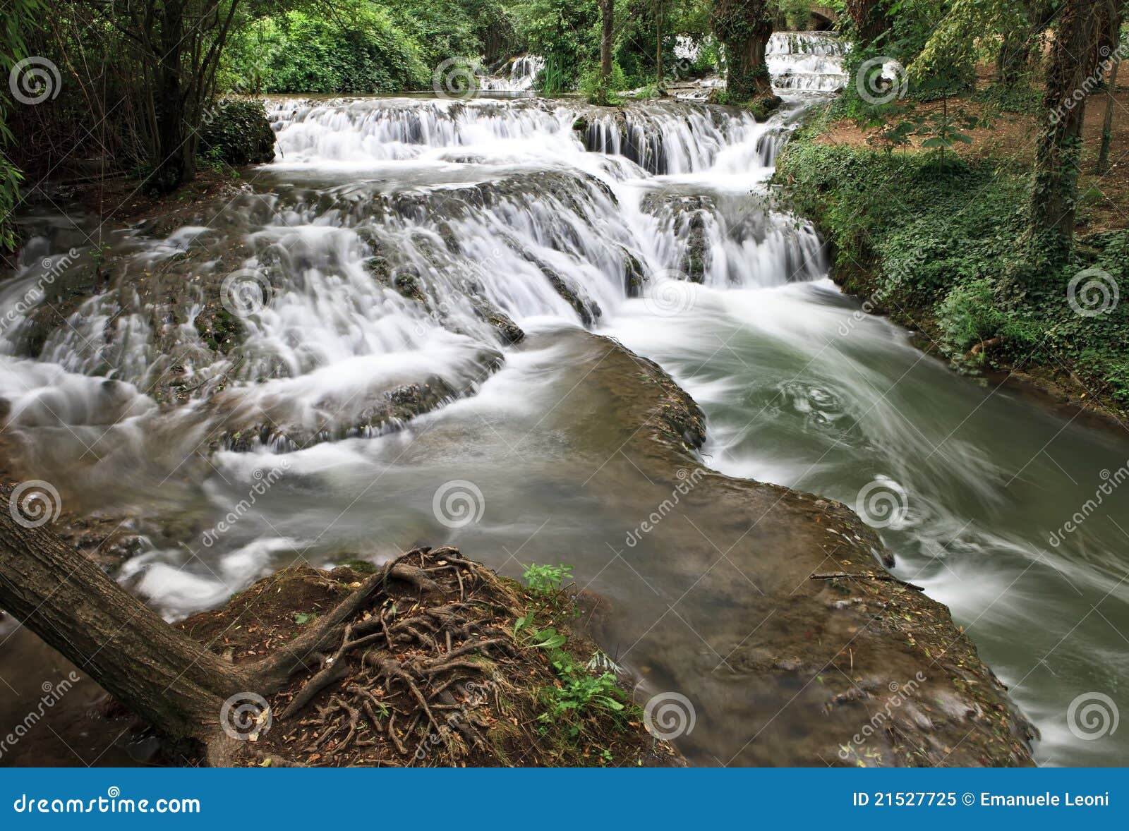 waterfall at the monasterio de piedra