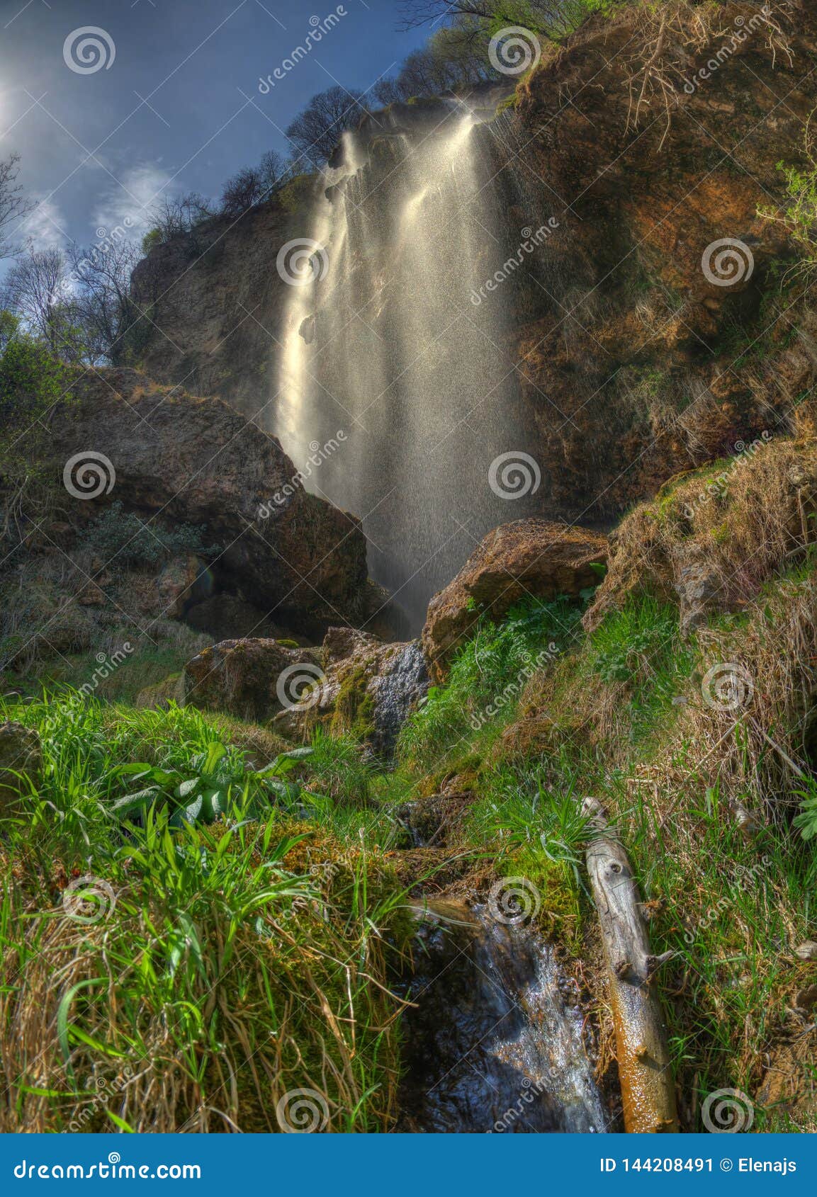 waterfall polska skakavitsa near kjustendil, bulgaria