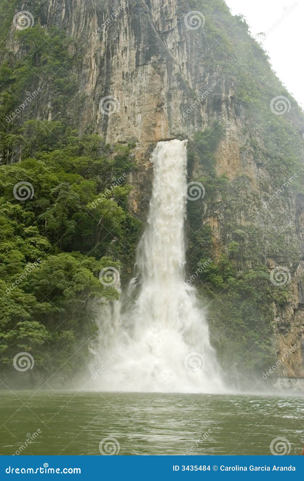 waterfall in sumidero canyon