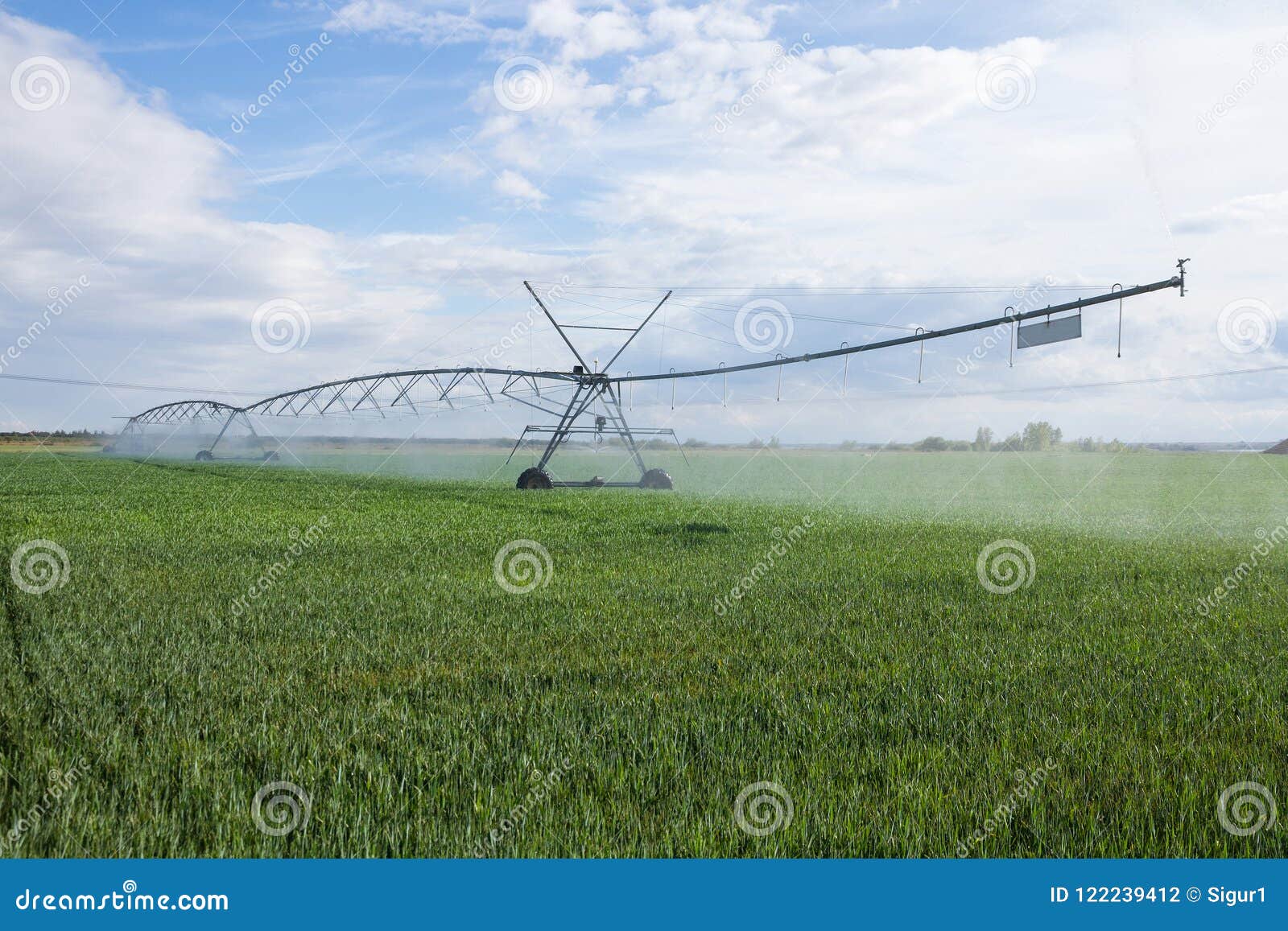 Self Propelled Irrigation Sprinkler System Guide - ihomerank.com