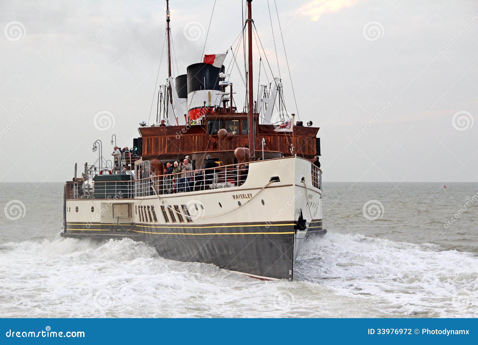 Waverley Paddle Steamer Arriving At Port Editorial ...