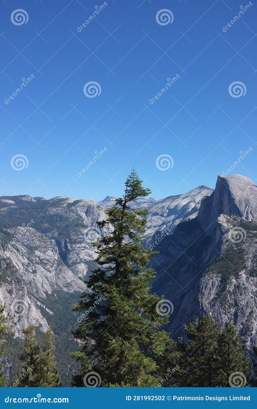 wawona tunnel vista view of yosemite national park photo