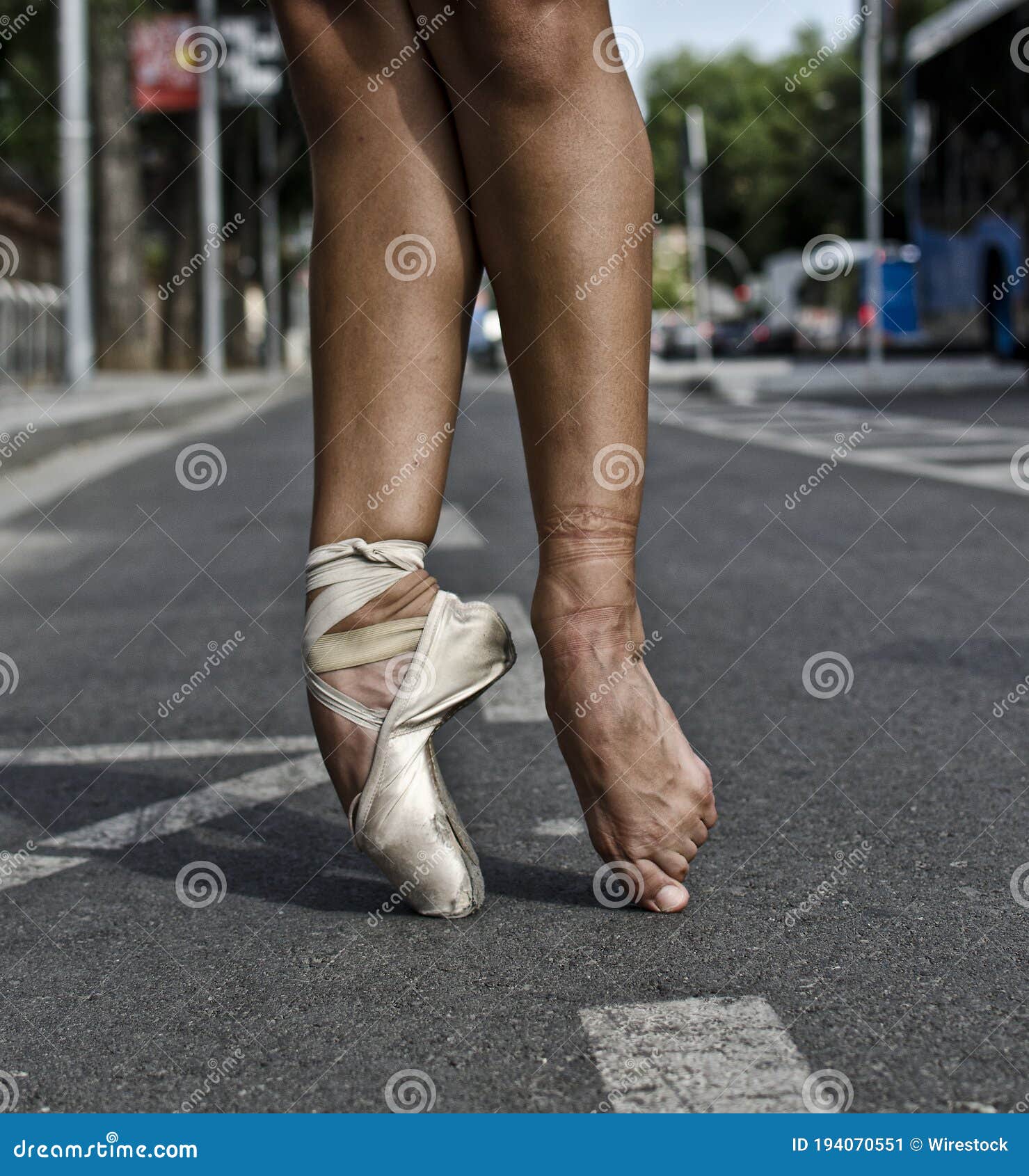 Ballerina Feet after Working - Image of dance, pointshoes: 194070551