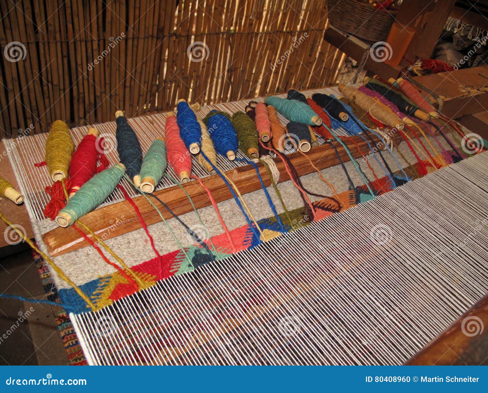 Weaving with an Old Traditional Loom, Teotitlan, Mexiko Stock Photo