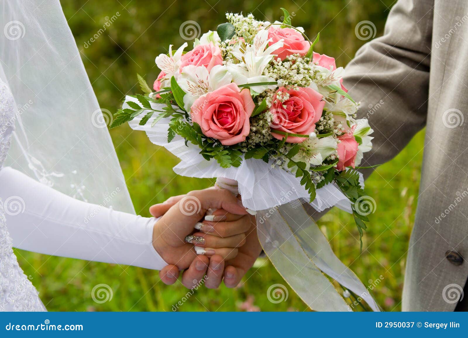 Wedding bouquet in hands stock image. Image of groom, human - 2950037