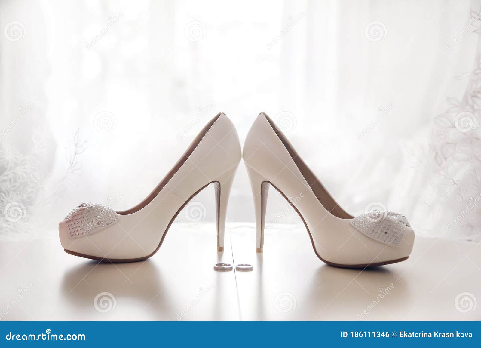 Wedding Bridal White Shoes with Crystals, High Heels and Wedding Rings ...