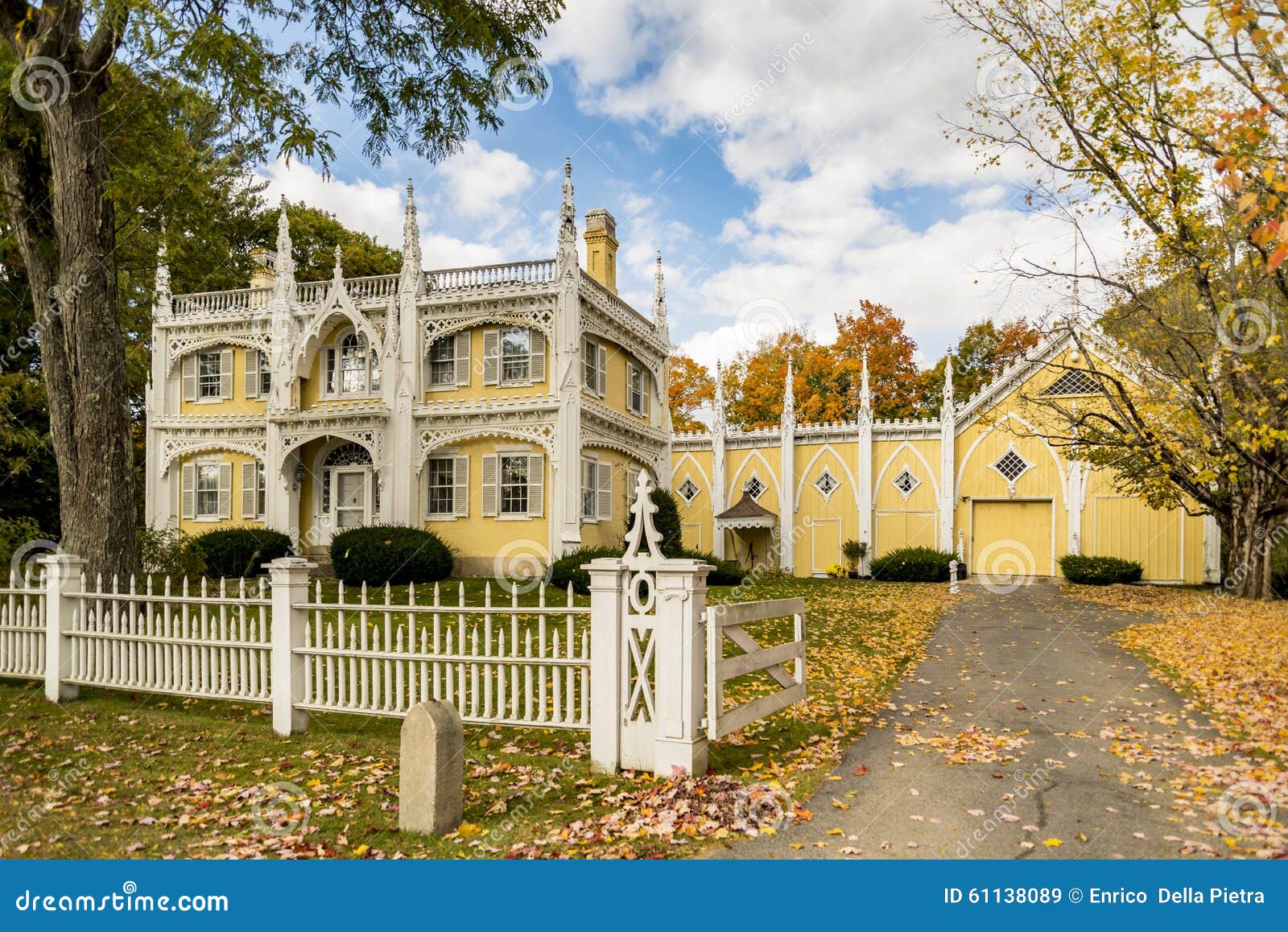  Wedding  Cake  House  stock image Image of tree villa 