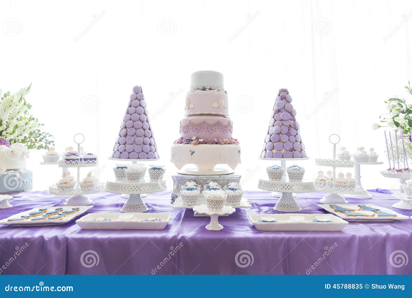  Wedding  Cakes  Stock Photo Image 45788835