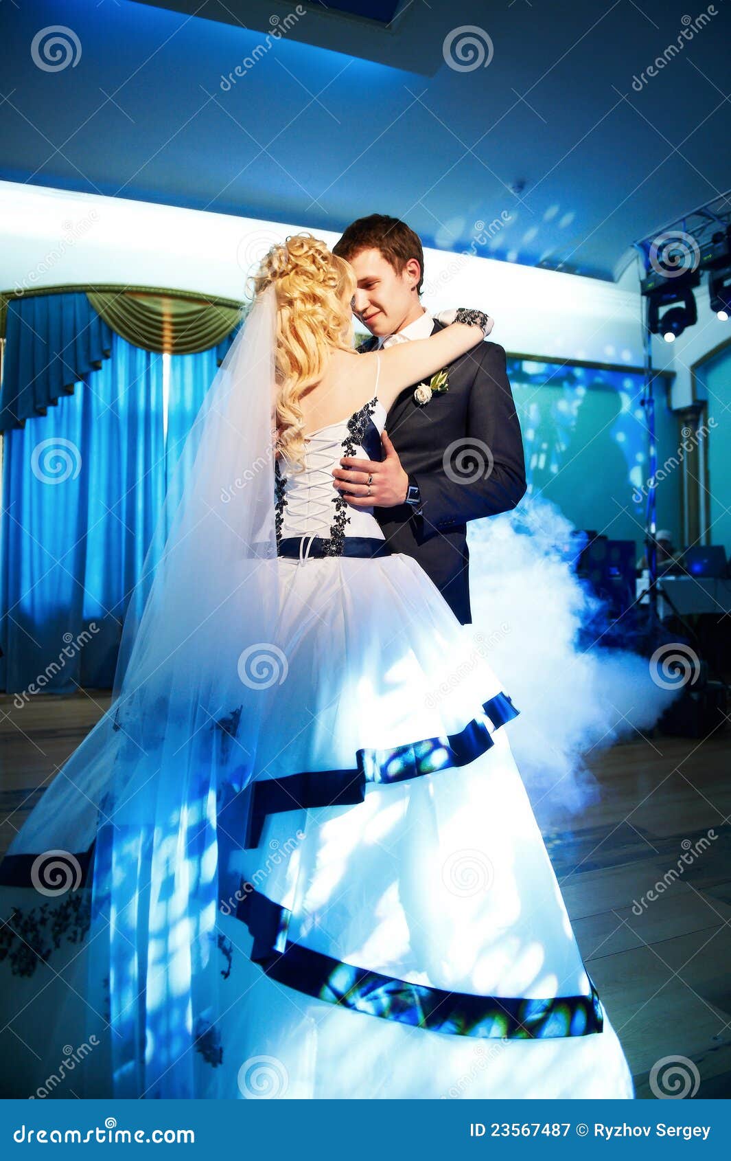 Wedding Dance the Bride and Groom Stock Image Image of marriage