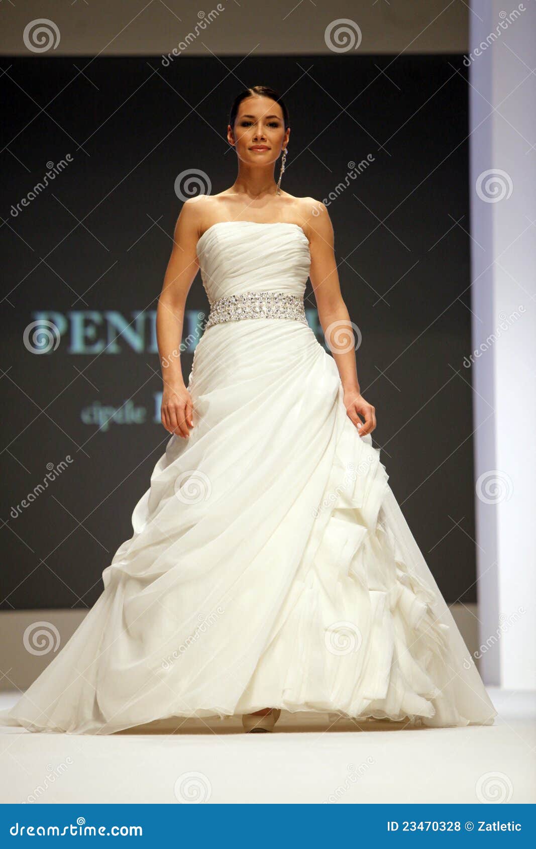 Wedding Dresses Fashion Show Editorial Stock Photo - Image of dress ...