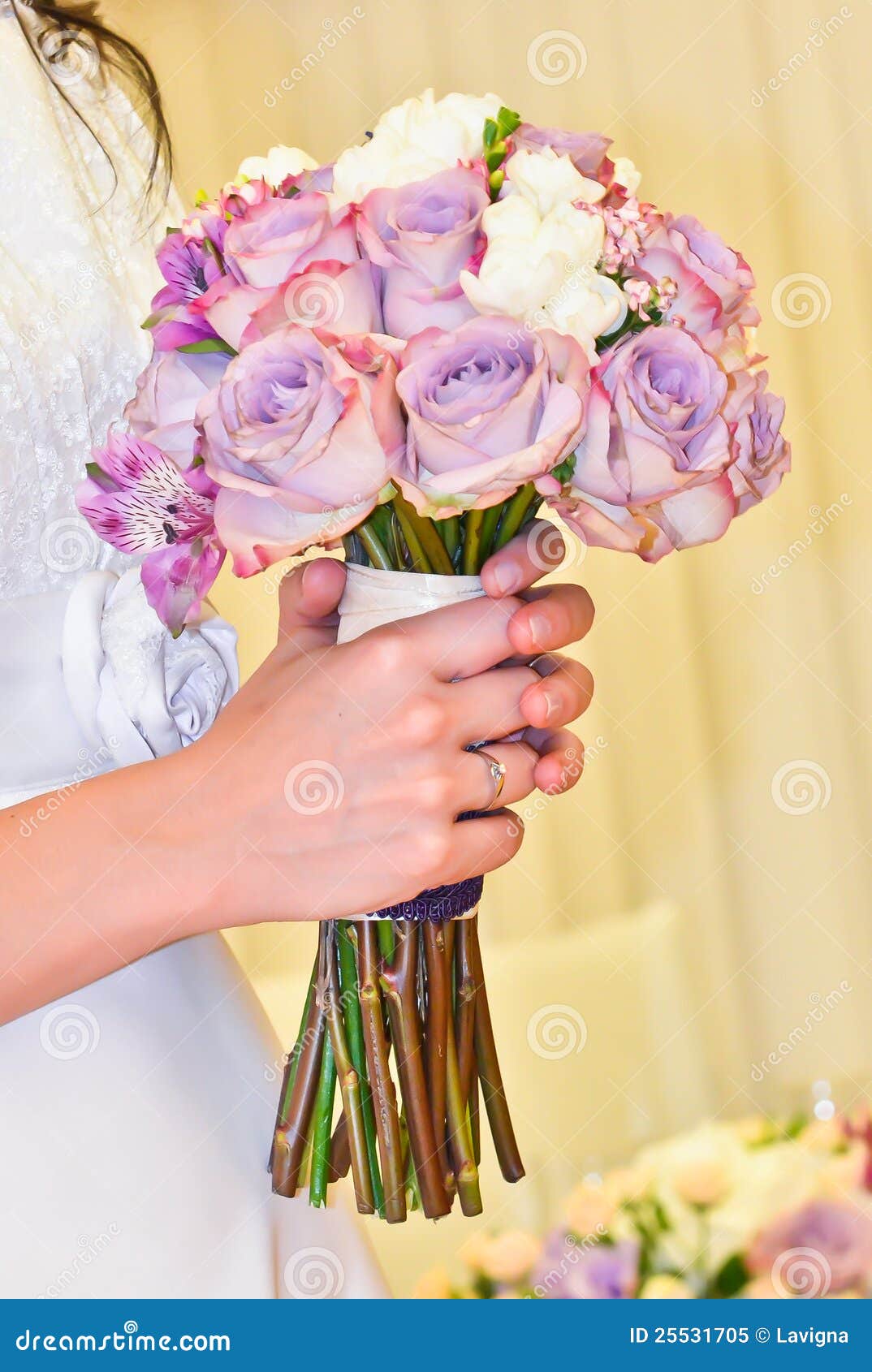 Wedding flowers romantic stock image. Image of bunch 25531705