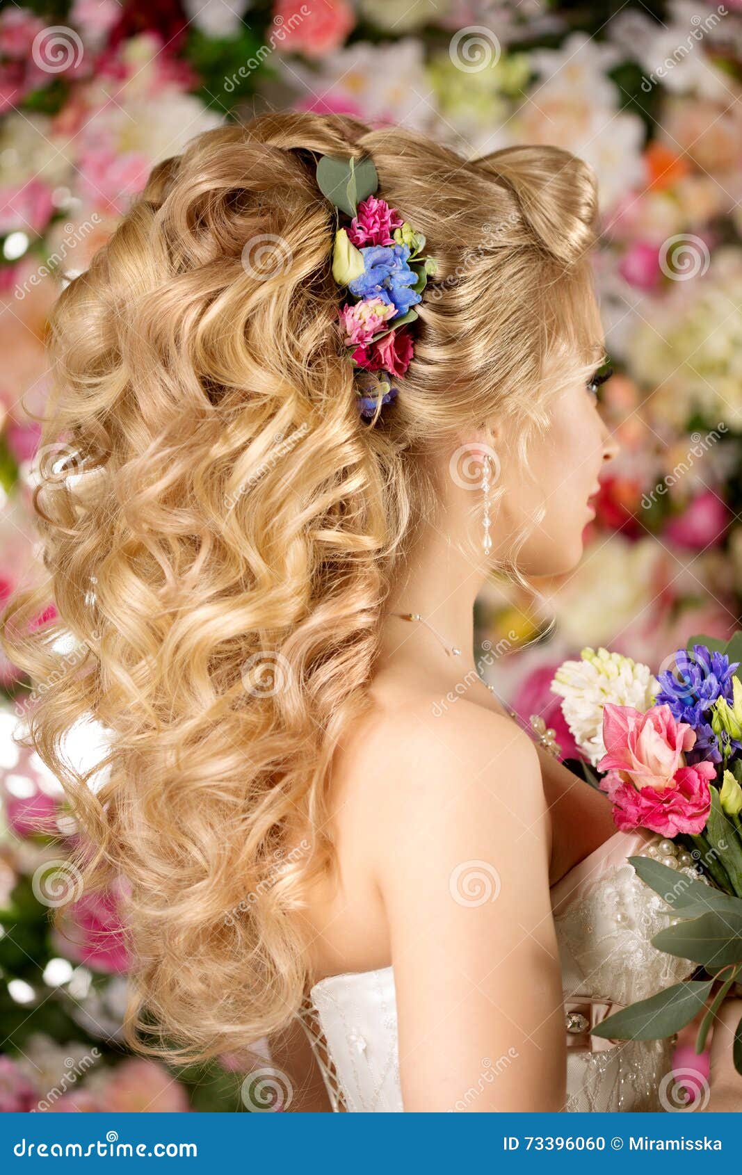 20+ Wedding Hairstyle Ideas to steal from stunning Real Brides |  WeddingSutra
