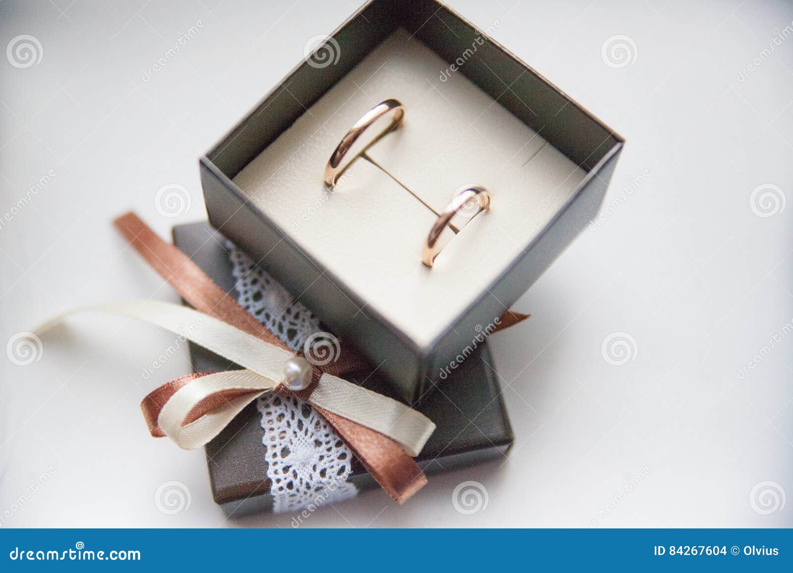 Wedding rings in a box stock photo. Image of diamond 84267604