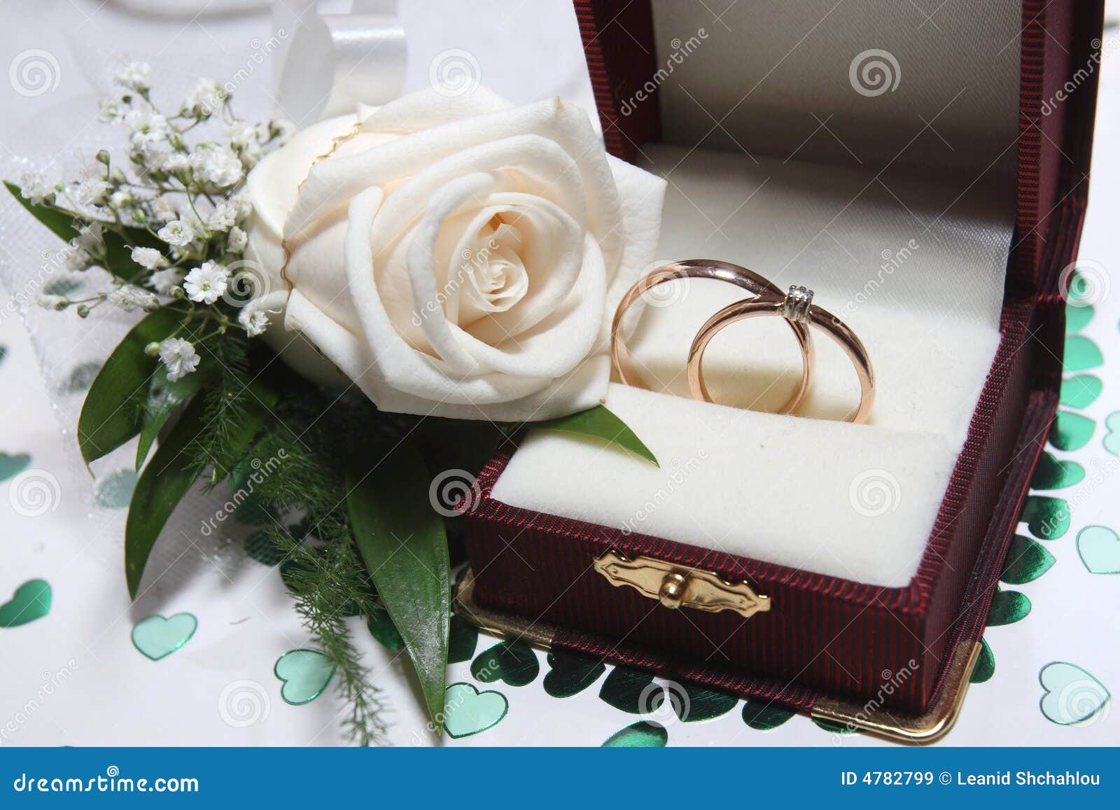 Wedding rings and rose stock image. Image of precious - 4782799