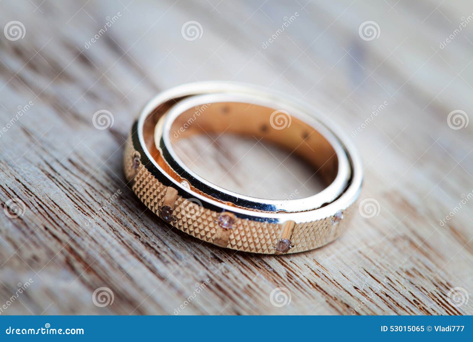 Wedding Rings on Wood Panel Stock Image - Image of luxury, accessory ...