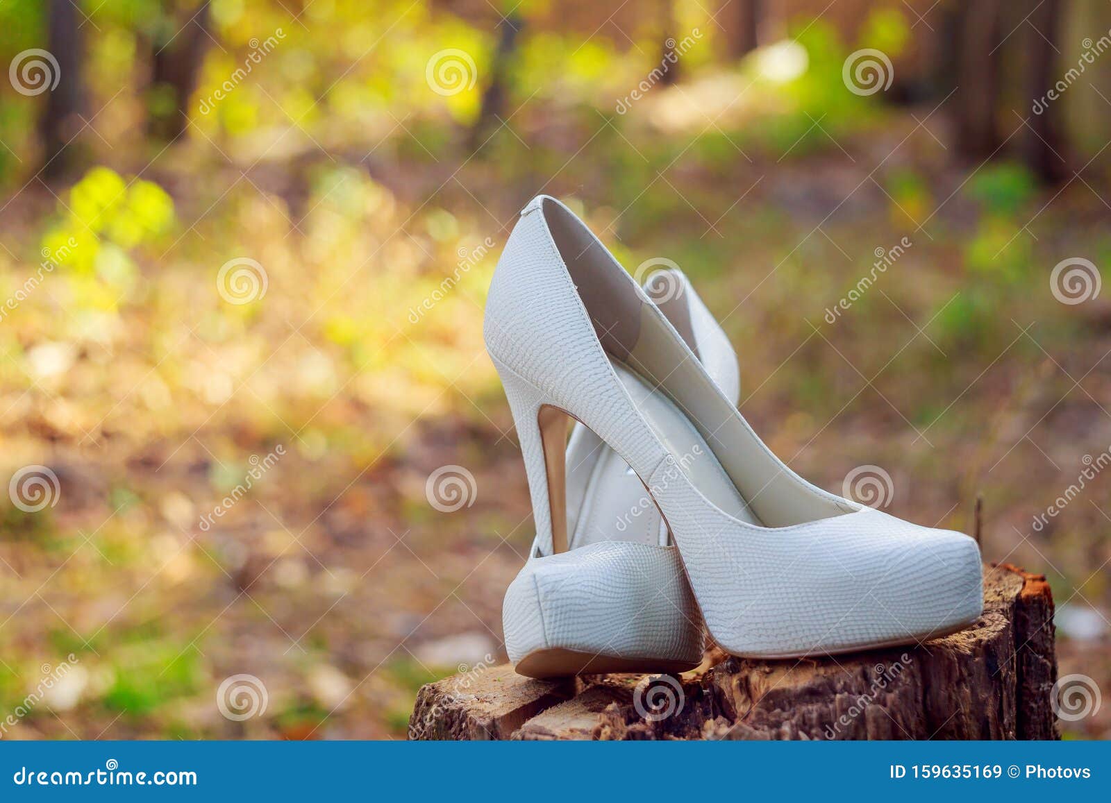 casual wedding shoes for bride