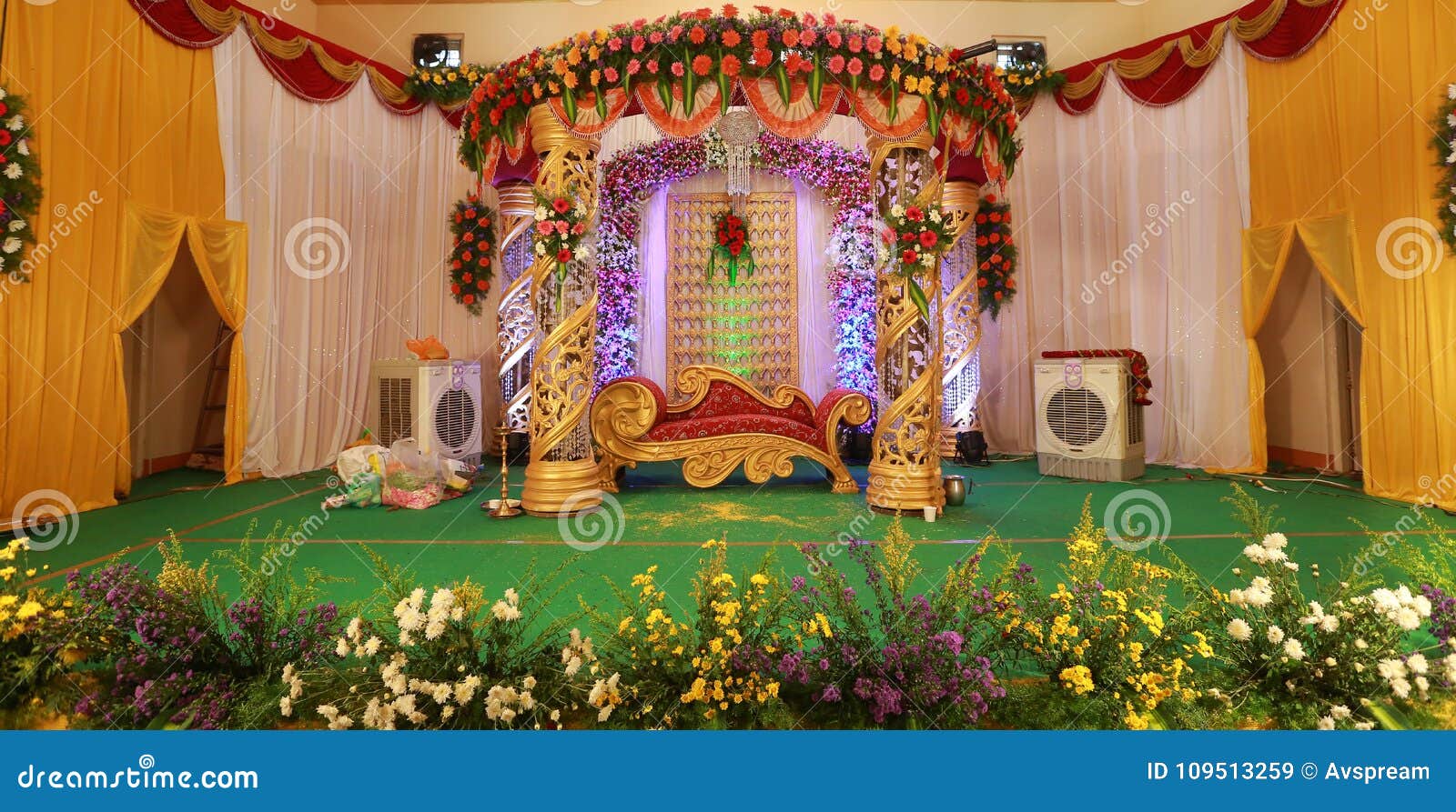 Wedding Stage Decoration with Flowers Stock Image - Image of entertainment,  ceremony: 109513259
