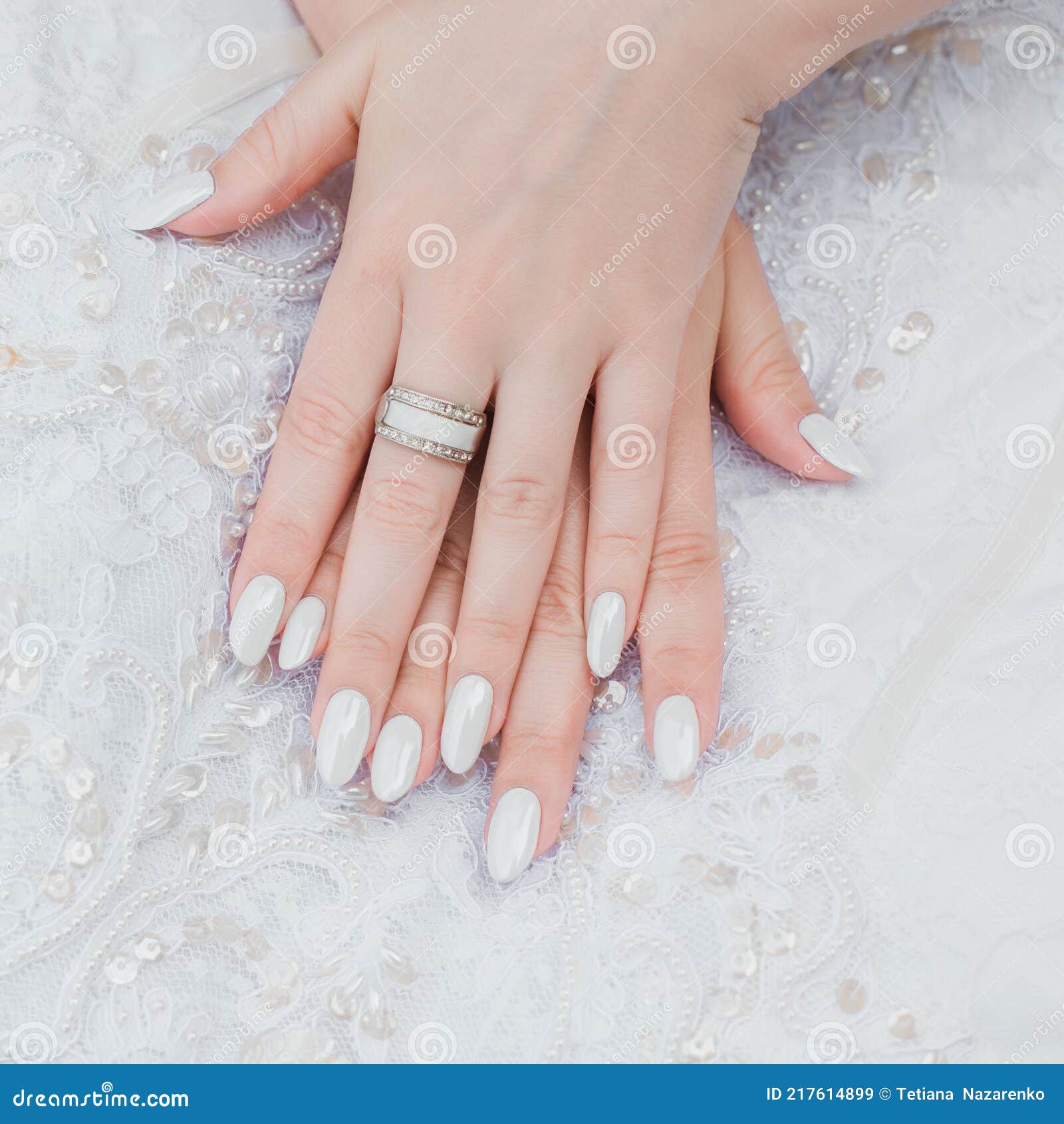 Pearl Nail Art for Stunning Wedding Nails-  Fashion Blog