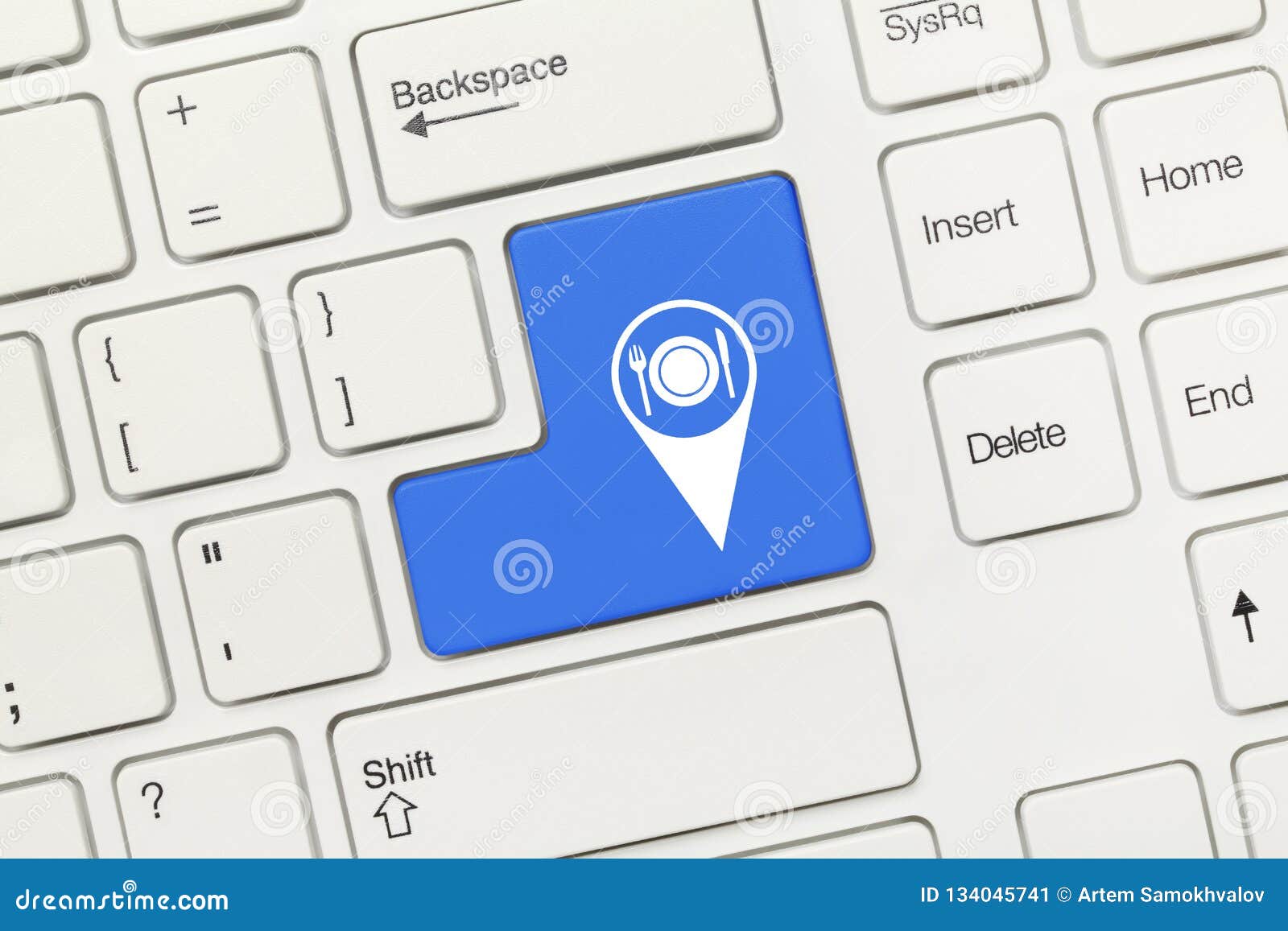 Weisse Begriffstastatur Blauer Schlussel Mit Restaurant Geolocation Symbol Stockbild Bild Von Restaurant Geolocation