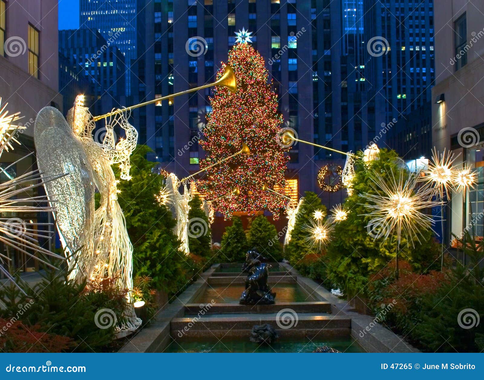 Weihnachten in New York redaktionelles bild. Bild von baum - 47265
