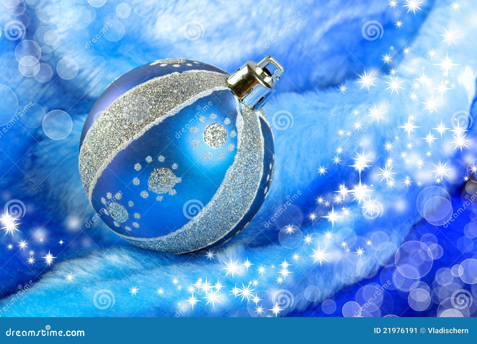 Weihnachtskugeln stockbild. Bild von festlich, lustig - 21976191