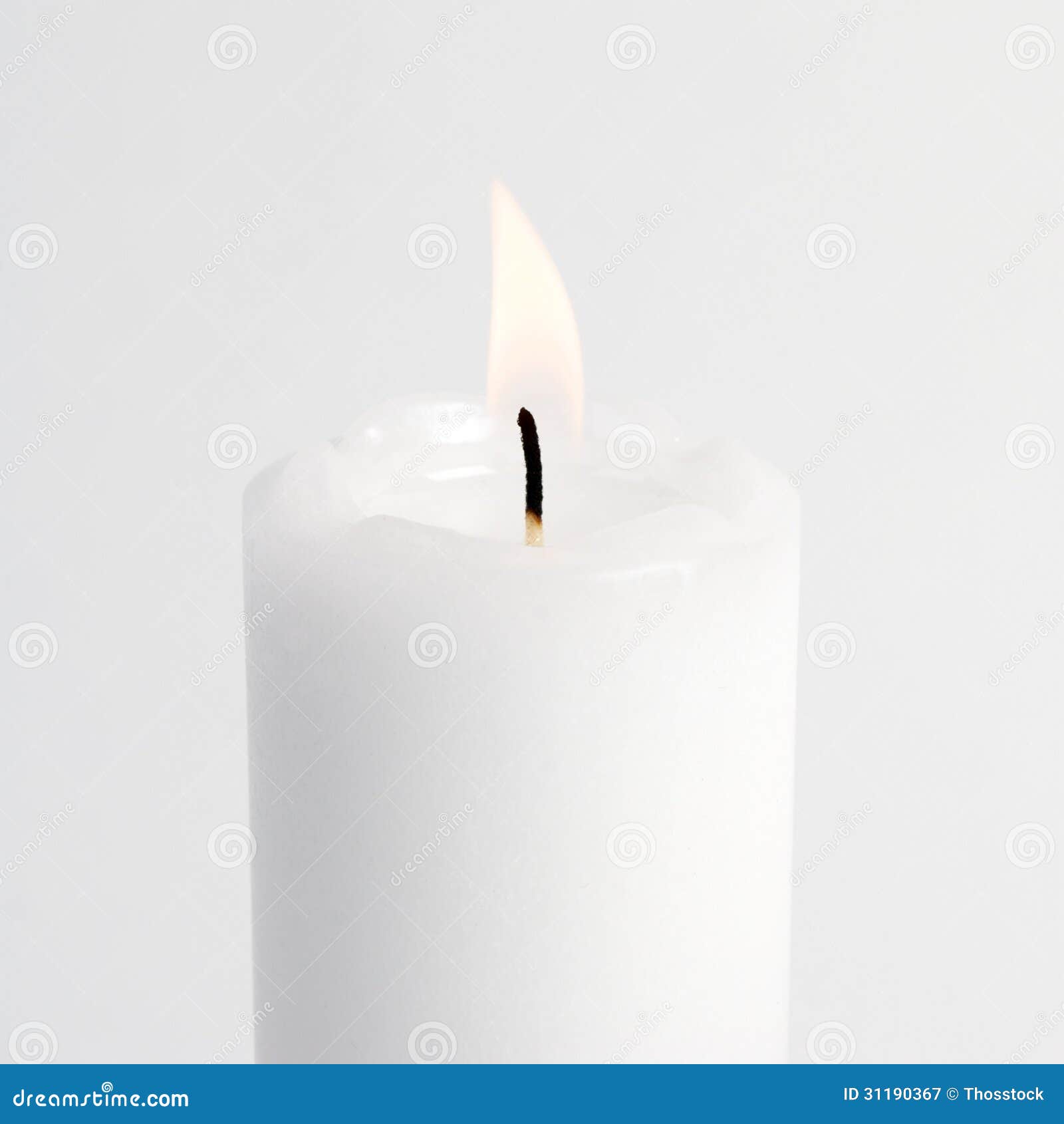 Weiße Kerze brennend hell stockbild. Bild von meditation 31190367