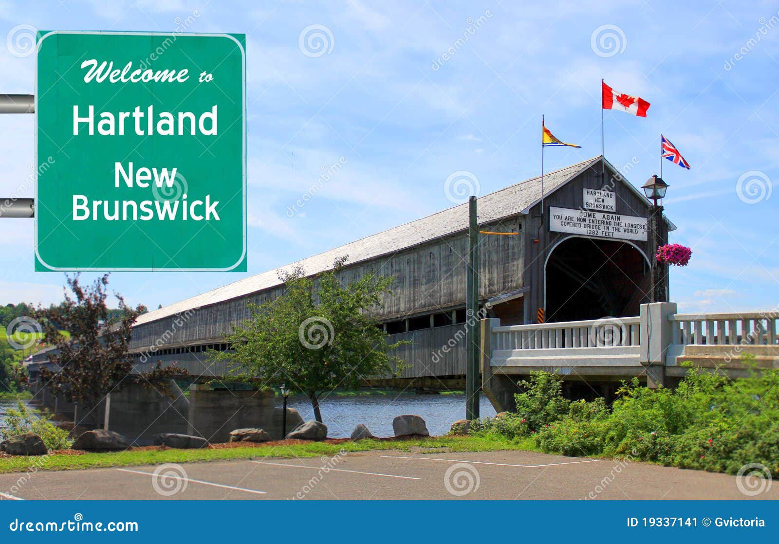 Hartland Road Sign Photos Free & RoyaltyFree Stock Photos from