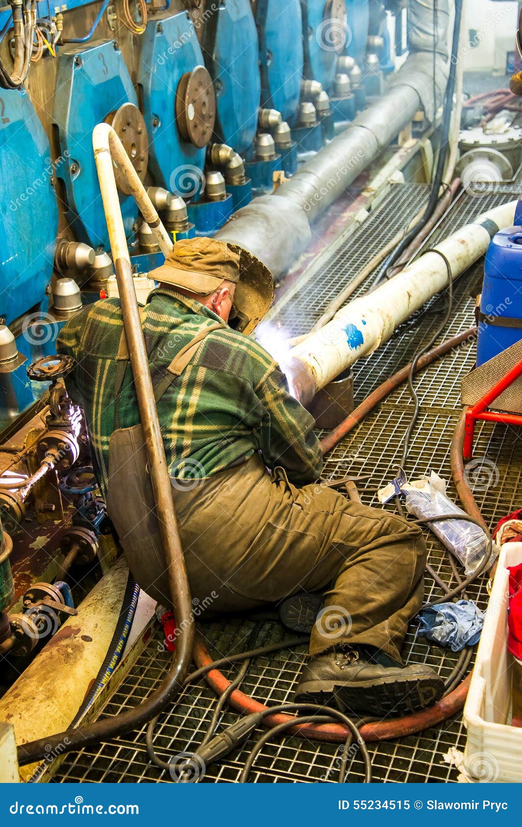 Welder editorial image. Image of machine, welder, ship 55234515