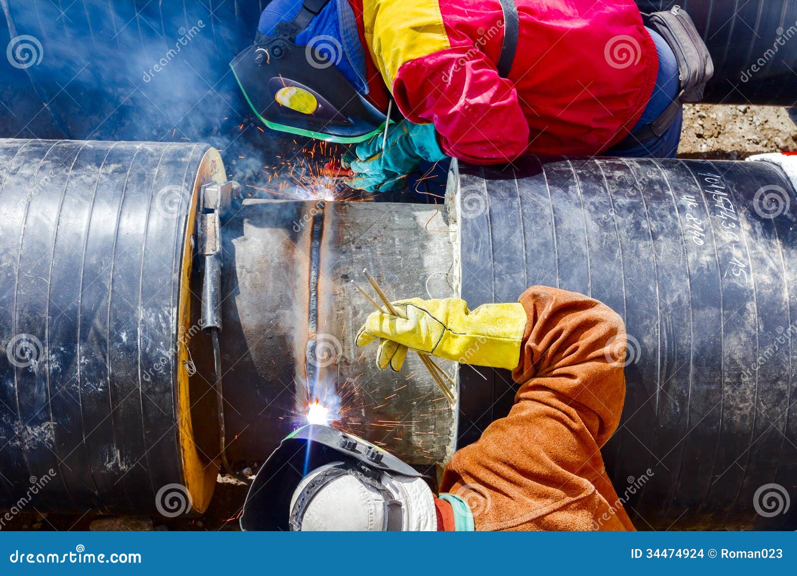 Welders Working on a Pipeline. Stock Photo Image of seam, production 34474924