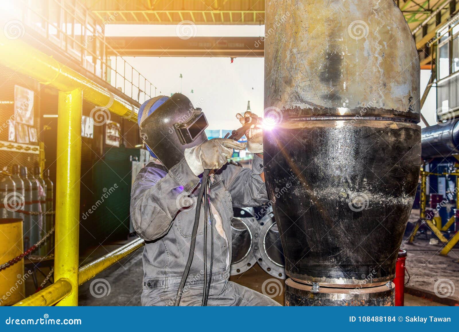 Welding construction editorial stock image. Image of equipment 108488184