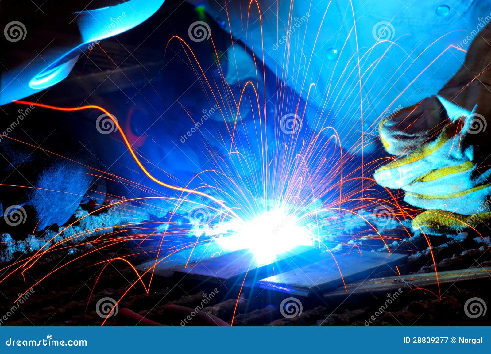 Welding sparks stock image. Image of skill, construction 28809277