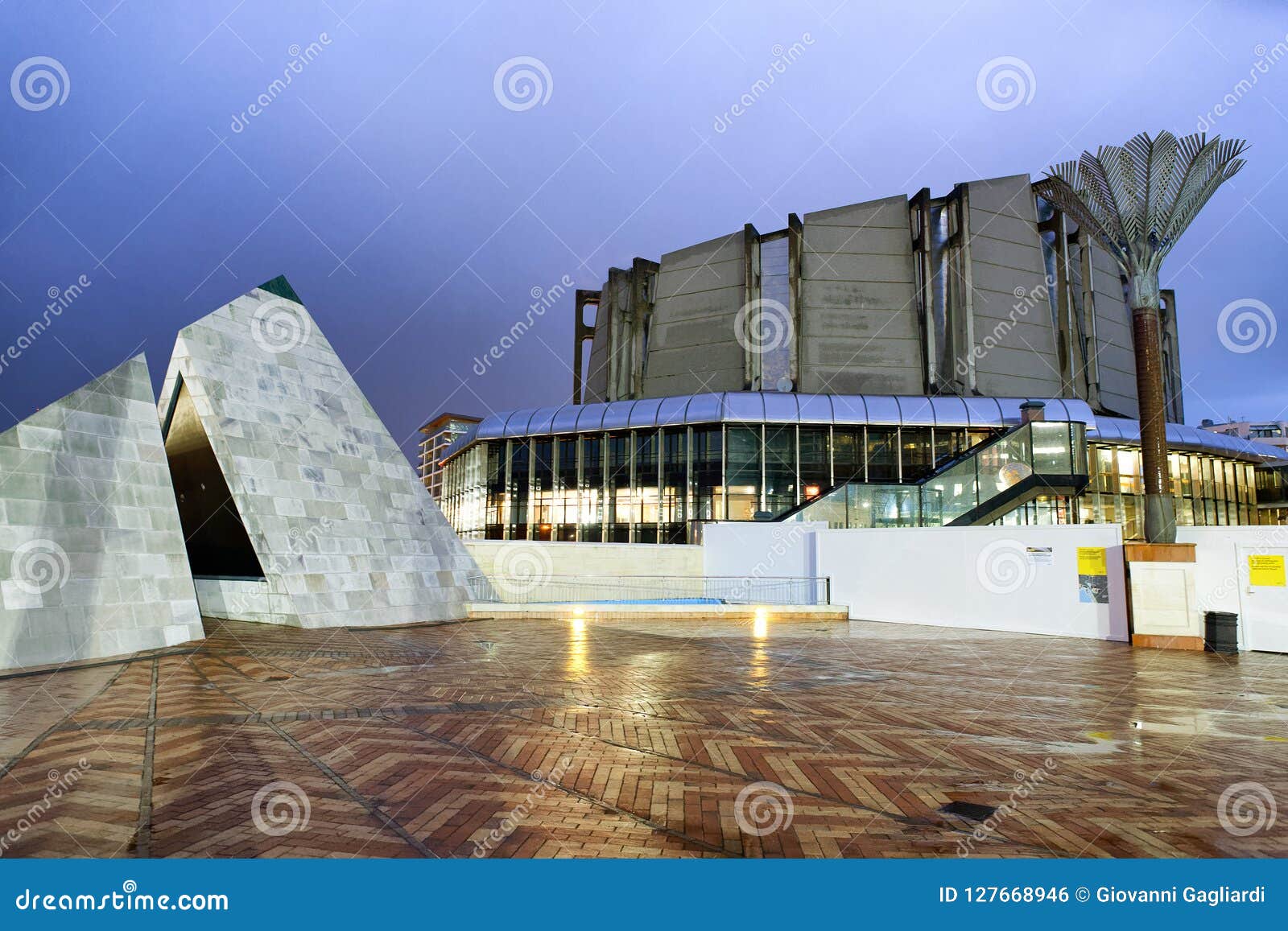 wellington, new zealand - september 4, 2018: museum of new zealand te papa tongarewa at night. this is the national museum and ar