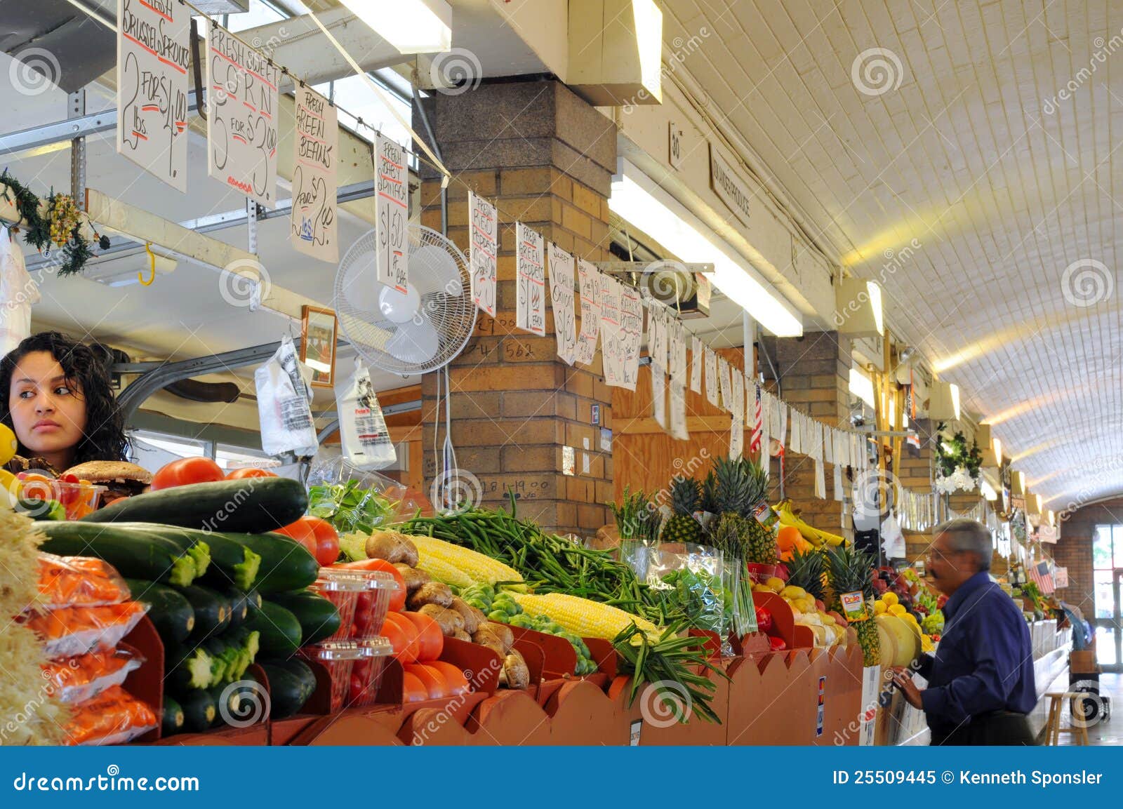West Side Market veggies editorial image. Image of bean 25509445