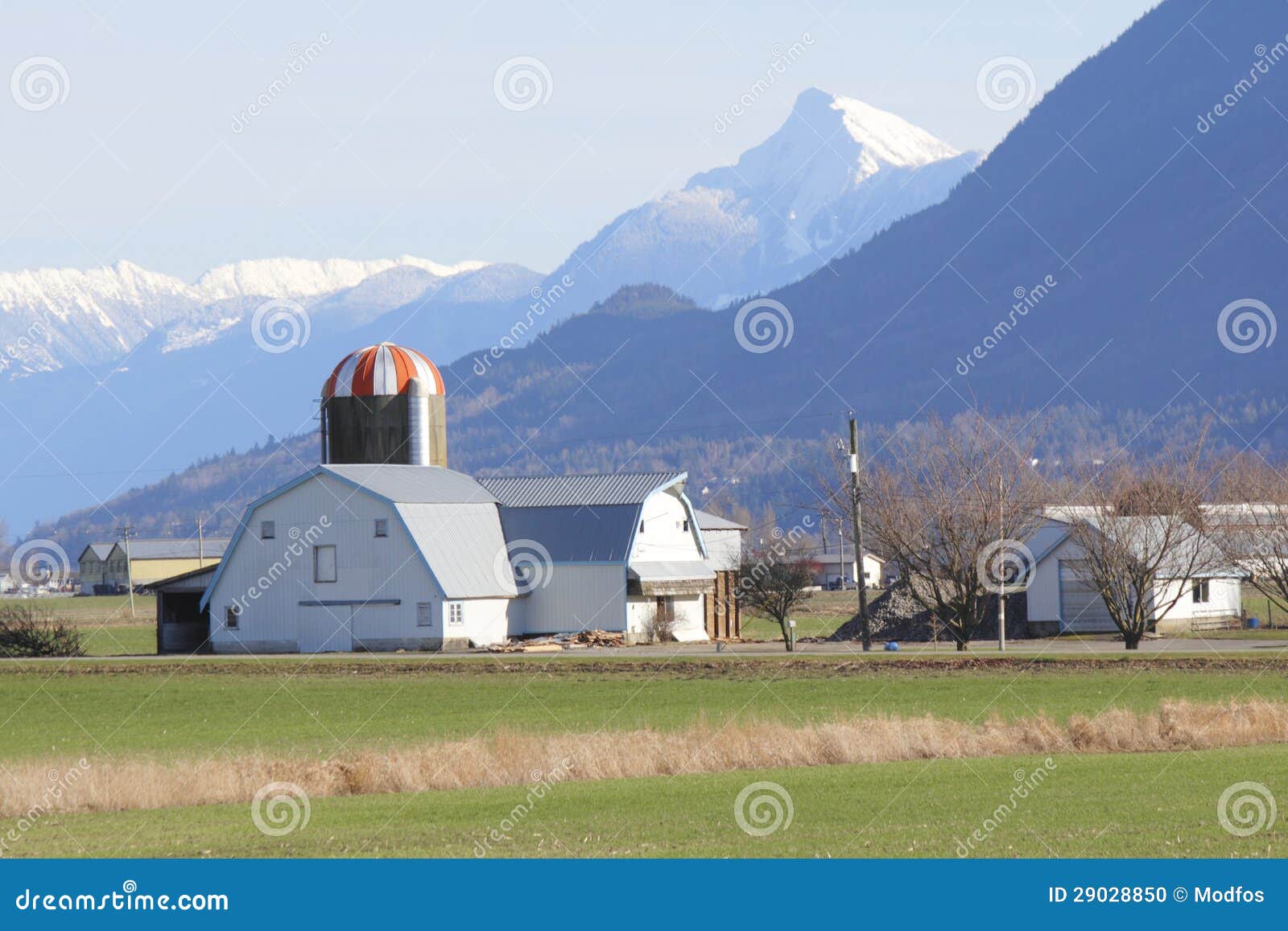 Western Washington Farm stock photo. Image of capped 29028850