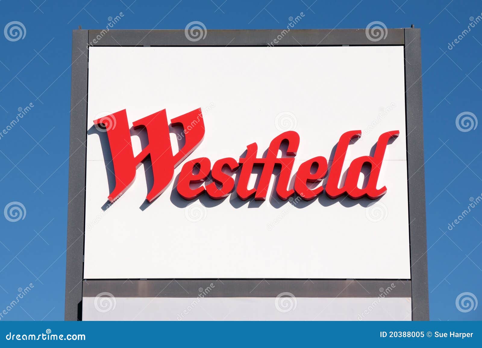 Westfield Sign On The Facade Of An Upscale Shopping Mall Westfield Valley Fair In Silicon Valley