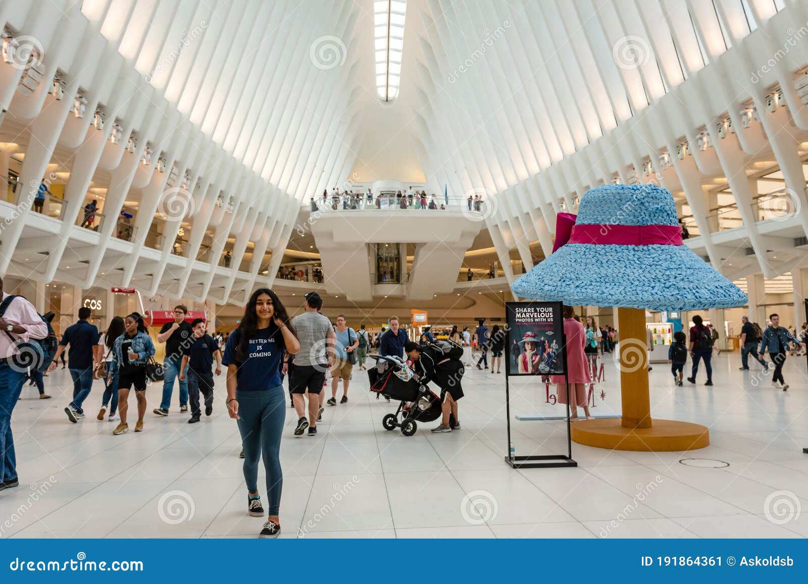 Westfield World Trade Center Shopping Mall in New York 