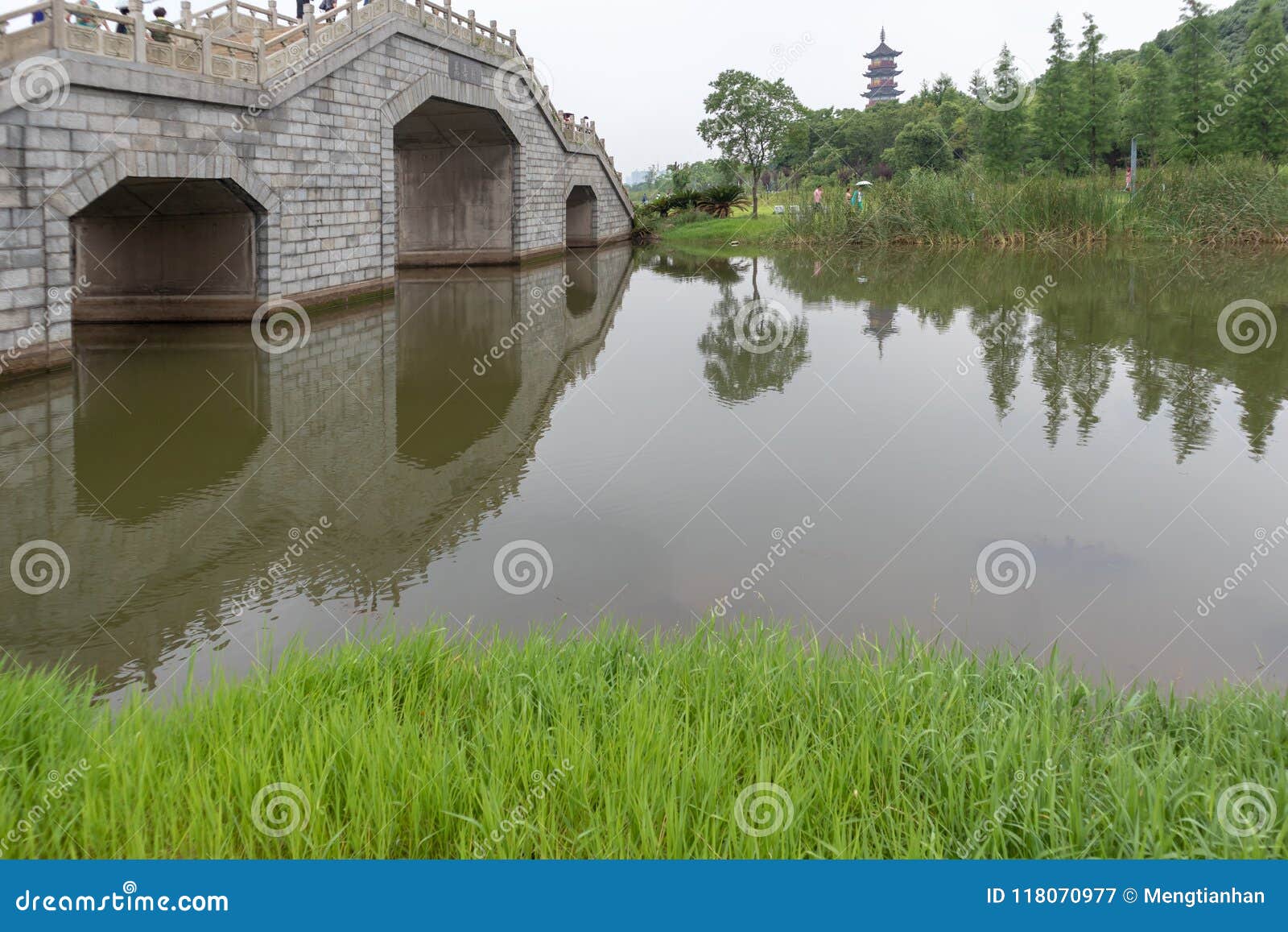 stone arch bridge-nanchang like lake wetland park