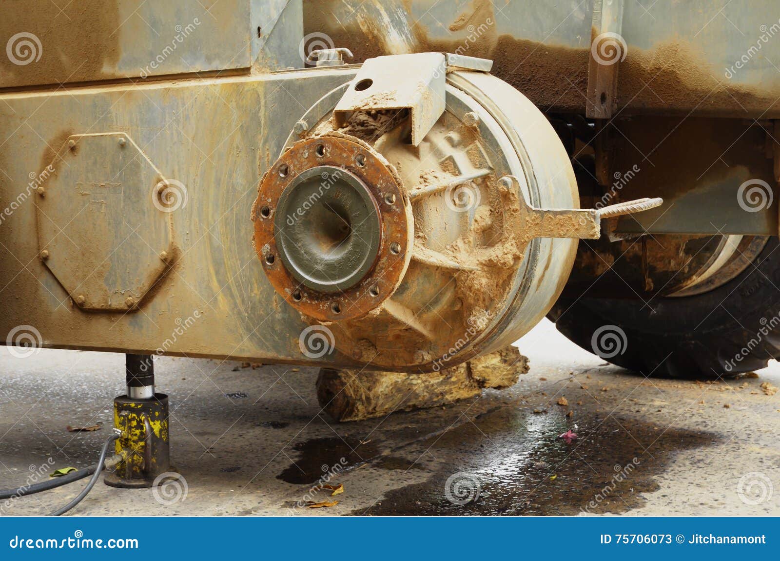 Wheel Hub of Grader Car in Process of Repair Tyre Stock Image Image
