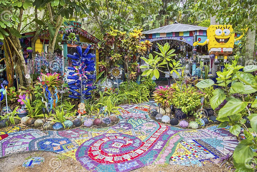 Whimseyland, Bowling Ball House Grounds Editorial Photography Image