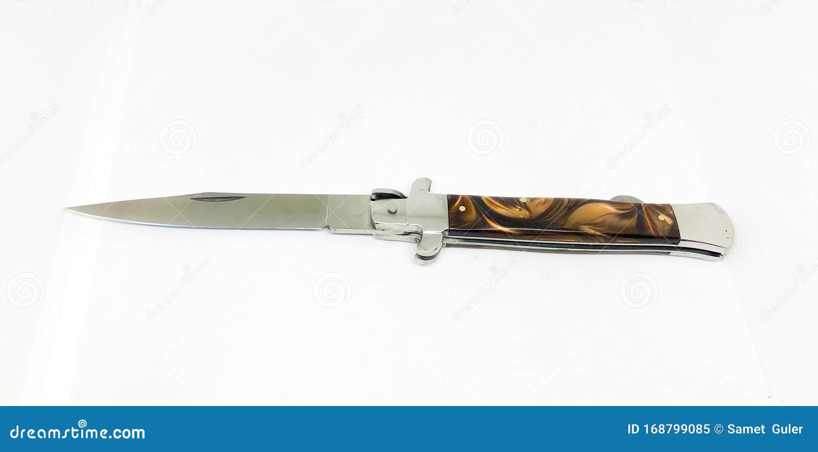 Multipurpose pocket knife stock image. Image of folding 168799085