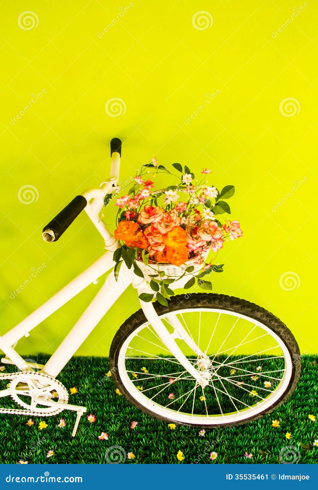 White bicycle stock image. Image of antique, adult, green 35535461